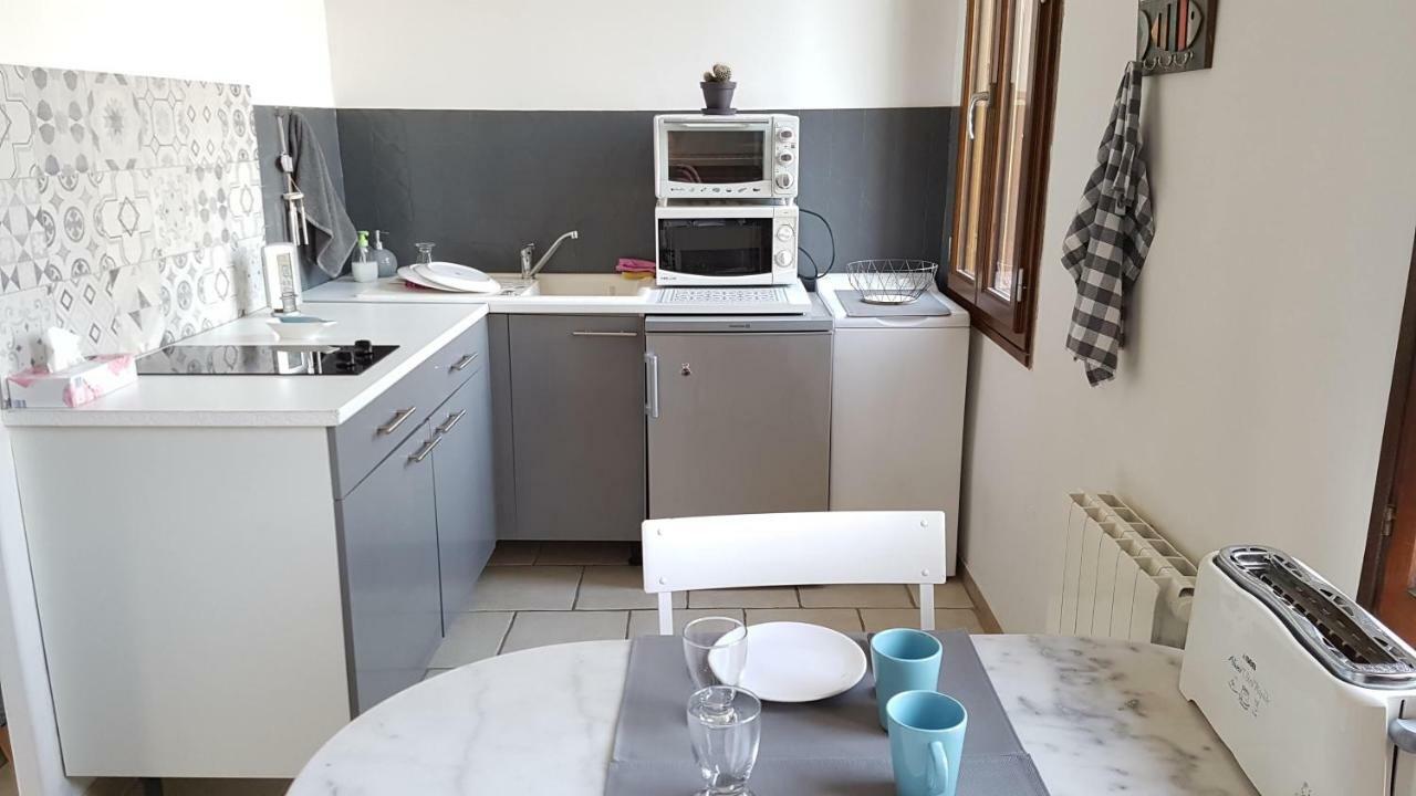 Studio 30 m2 500m Plages MOURILLON 3 Personnes Toulon Exterior foto